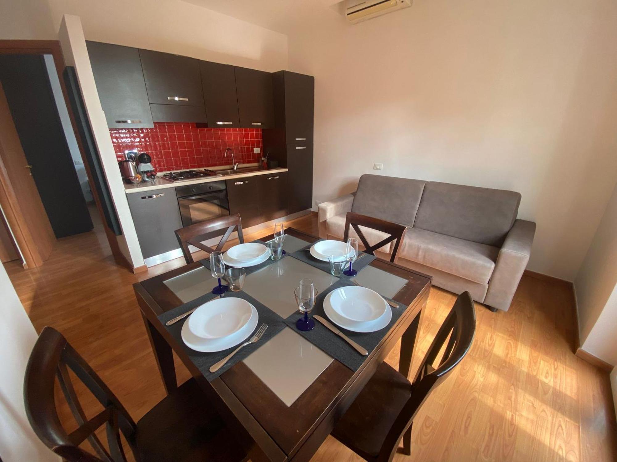 Apartment Adrian Rom